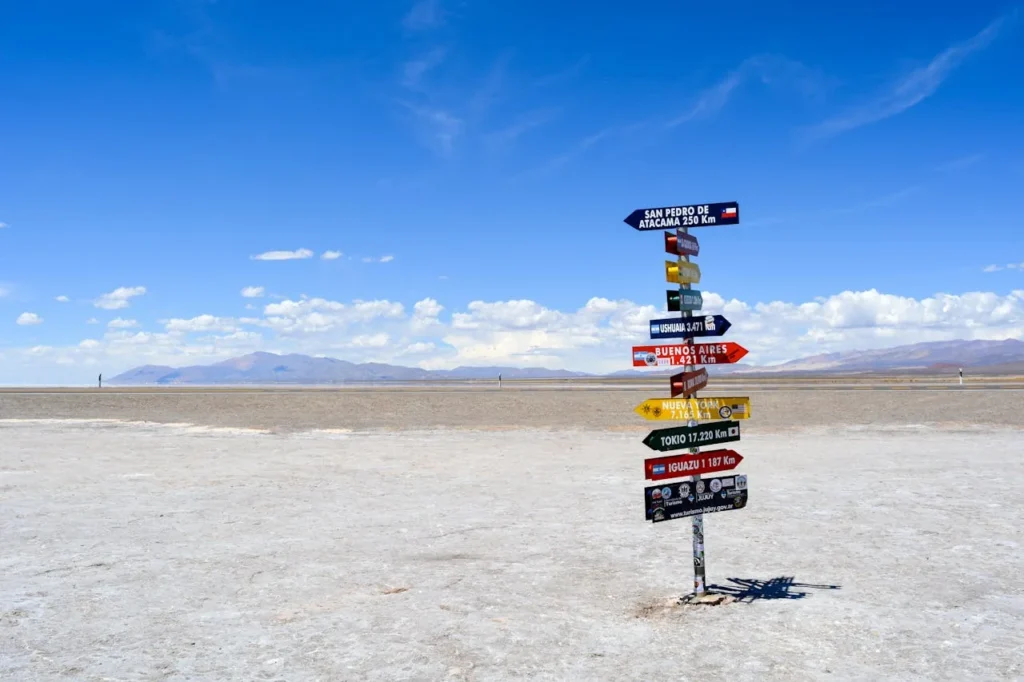 South-America-Argentina-Multicolored-Signage