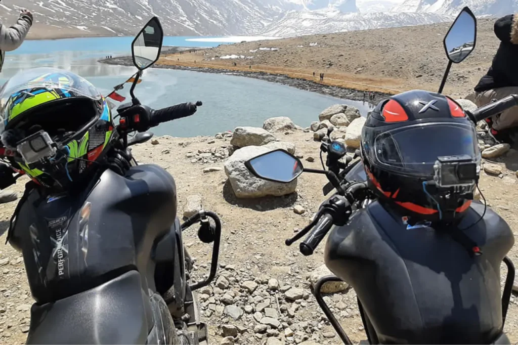 Two-Riders-Bike-at-Gurudongmar-Lake
