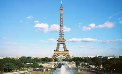 Paris-France-Photo-of-the-Eiffel-Tower-Under-a-Blue-Sky