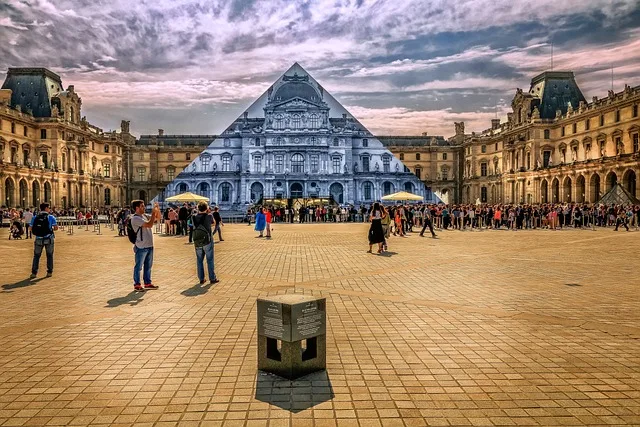 Paris-Louvre-Pyramid-image